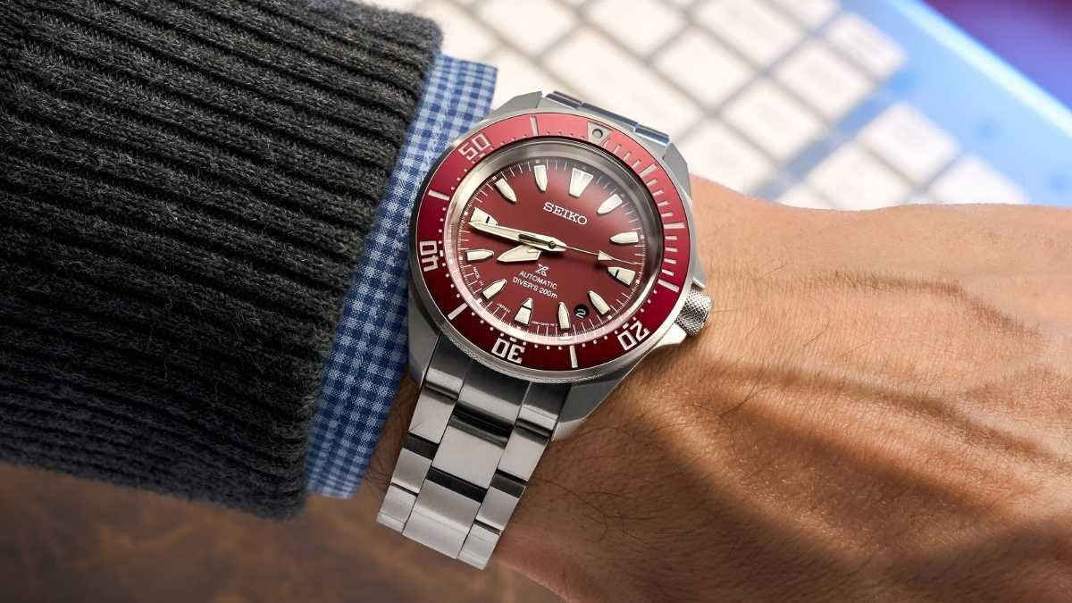 Watch Hands 2026: Full Style Guide with Names, Types, and Collector Insights